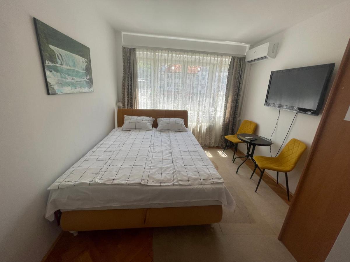 Studio Apartman Centar เซนิซา ภายนอก รูปภาพ