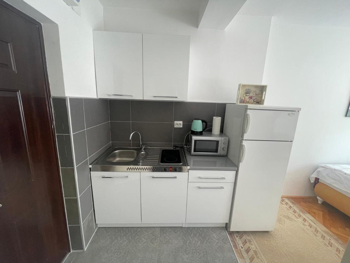 Studio Apartman Centar เซนิซา ภายนอก รูปภาพ